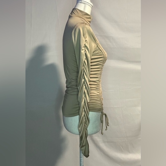 Blouses/flannels/button downs-2 ofor $20 or 3 for $30 (Mix & Match) - Picture 2 of 6